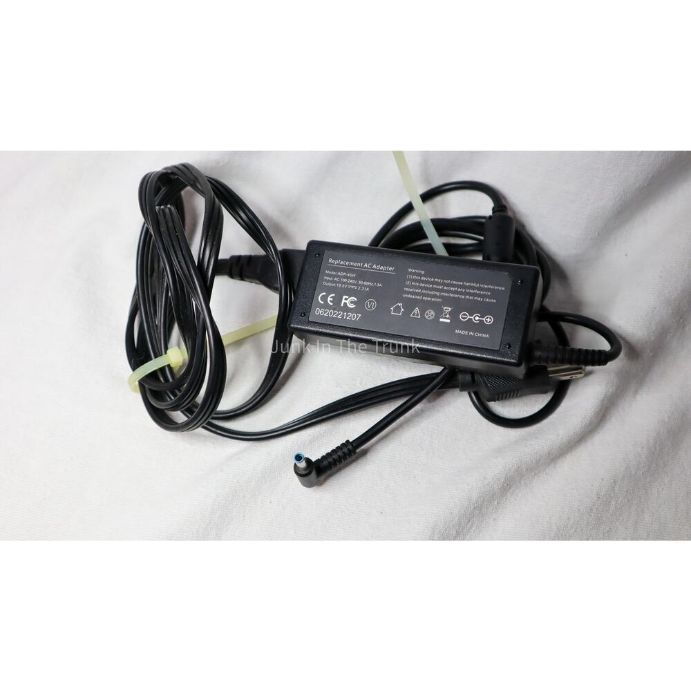 AC Adapter ADP-45W - Picture 2 of 4